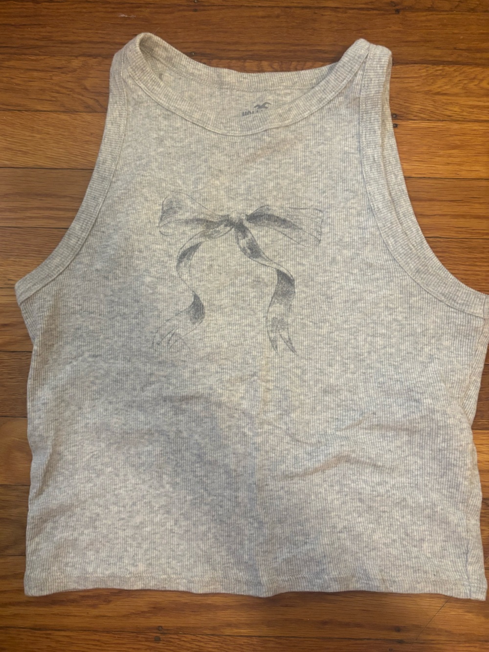 Hollister Gray Ribbed Tank Top with Bow Graphic Size Medium
